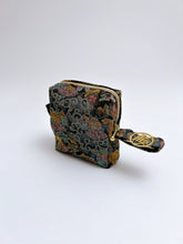 画像をギャラリービューアに読み込む, 水彩暈し風更紗唐草模様【中】
