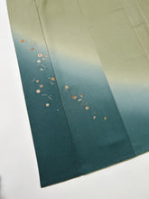 画像をギャラリービューアに読み込む, 【予約品】裾暈しに刺繍飛び模様
