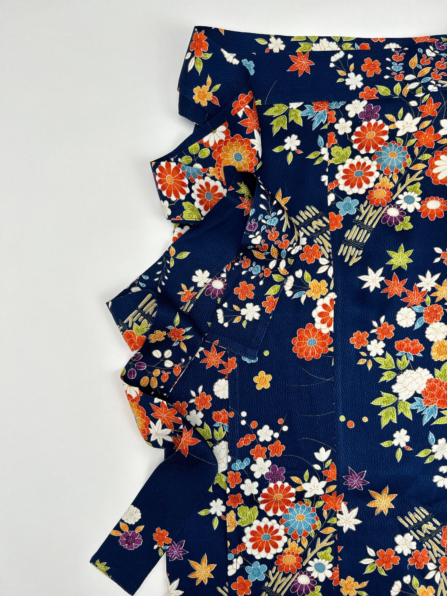 鮫小紋地紋に楓菊荻模様【長丈シュッケニ・丈91㎝】