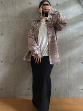 画像をギャラリービューアに読み込む, 人物風景画紗綾型地紋【L】
