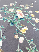 画像をギャラリービューアに読み込む, 草花流水友禅模様・金彩【フォーマルシュッケニ】
