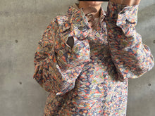 画像をギャラリービューアに読み込む, 花びら枠に四季の草花模様【L】
