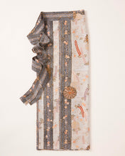 画像をギャラリービューアに読み込む, 膨織り地に金彩菊模様【シュッケニ・81㎝丈】
