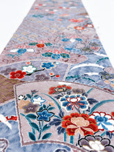 画像をギャラリービューアに読み込む, 吉祥草花模様尽くし【ブラウス】
