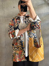 画像をギャラリービューアに読み込む, 花車絵に枝梅菊菖蒲模様【M】
