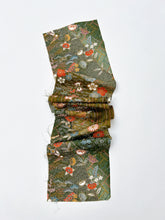 画像をギャラリービューアに読み込む, 膨れ織りに宝散らし模様【六つ釦】
