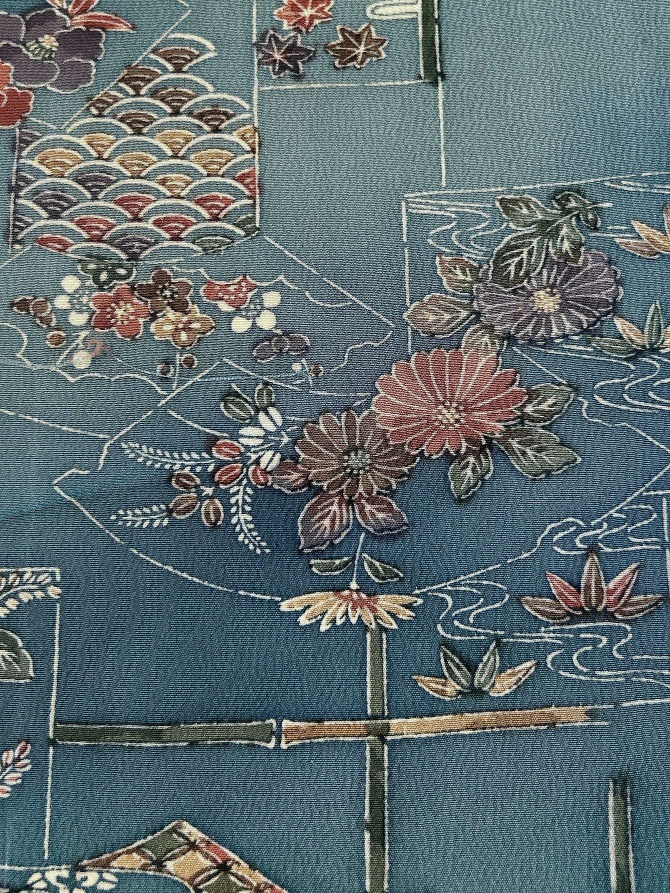 錆浅葱暈しに古典柄模様【ティアード】