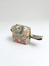 画像をギャラリービューアに読み込む, 杜若に槌車菖蒲銀彩模様【小】
