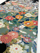 画像をギャラリービューアに読み込む, 【予約品】花尽くし模様友禅染・黒留袖【フォーマルシュッケニ】
