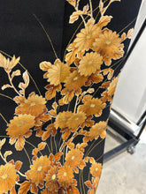 画像をギャラリービューアに読み込む, 花模様【黒留袖】
