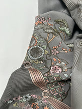 画像をギャラリービューアに読み込む, 【予約品】スワトウ刺繍日本刺繍雪輪模様松絵
