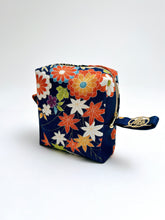 画像をギャラリービューアに読み込む, 鮫小紋地紋に楓菊荻模様【大】
