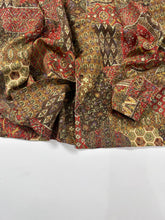 画像をギャラリービューアに読み込む, 紗綾型地紋に手染め更紗丸古典模様【M】
