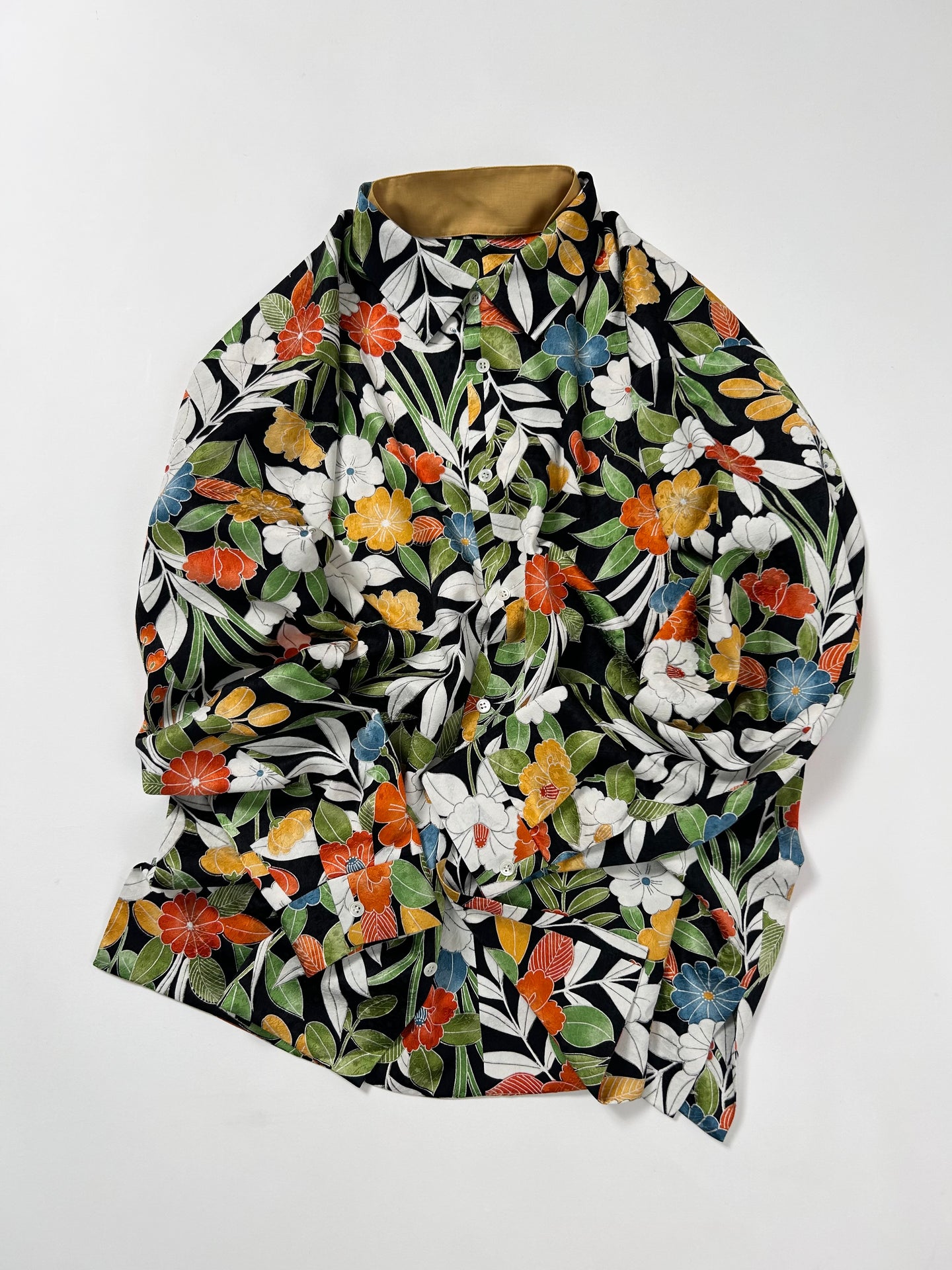 小花地紋に花模様 【L】