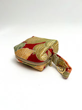 画像をギャラリービューアに読み込む, 抽象梅地紋模様【小】
