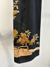 画像をギャラリービューアに読み込む, 花模様【黒留袖】
