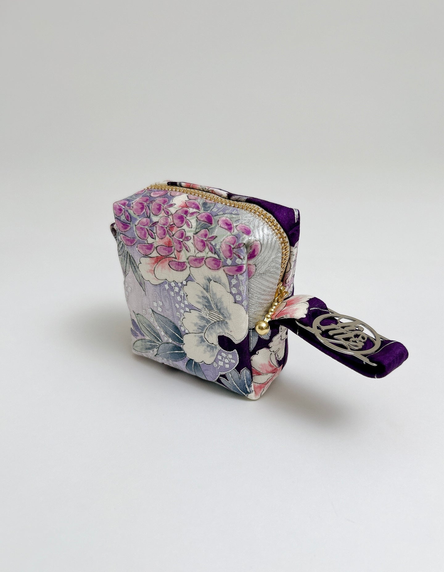 流水地紋に雪輪模様草花尽くし【小】