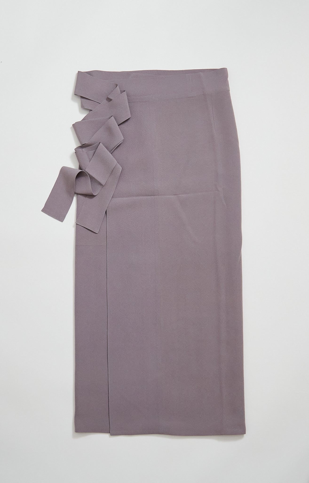 源氏鼠色の色無地⭐︎単衣⭐︎紋付⭐︎ 源氏鼠色無地【シュッケニ】 – keniamarilia