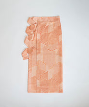 画像をギャラリービューアに読み込む, 亀甲に疋田模様総地紋
