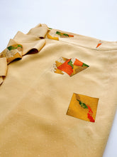 画像をギャラリービューアに読み込む, 色紙に風景模様総点地紋
